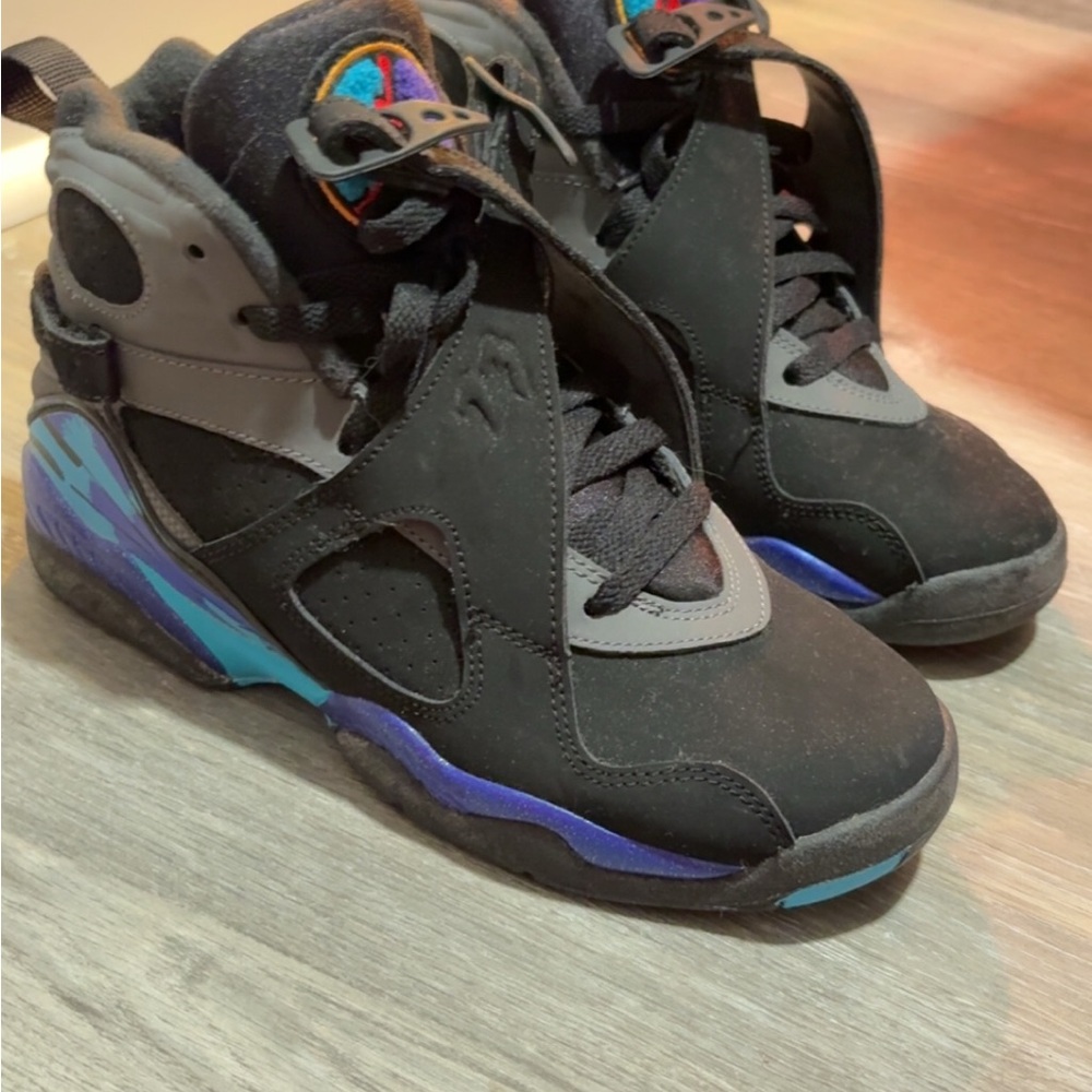 Jordan Kids Black and Gray Sneakers with Blue Accents